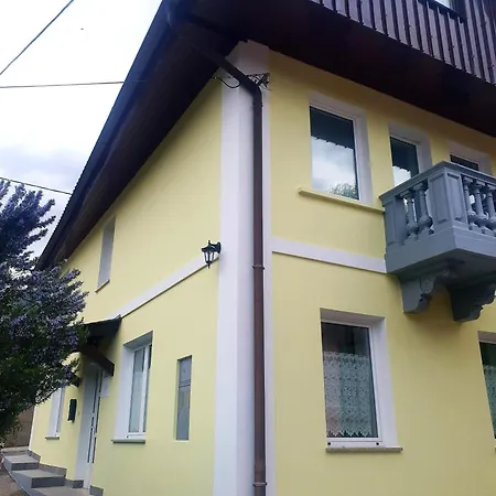 Apartma Suzy Prázdninový dům *