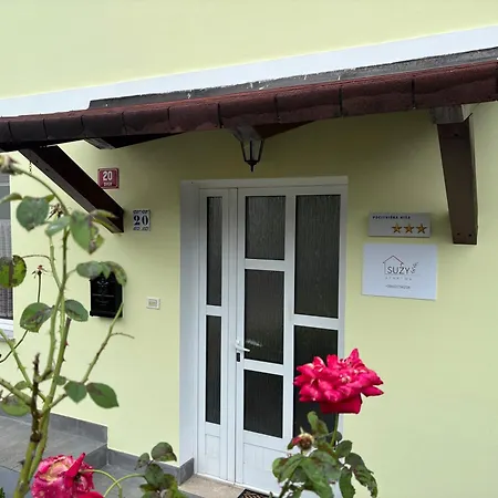 Apartma Suzy Nyaraló